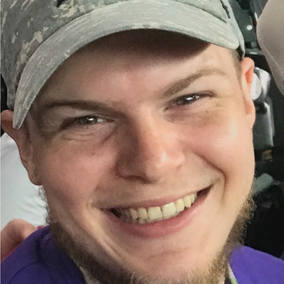 Meet your Posher, Michele,I live in Texas, I ♥️Jewlery,Hand bags, Pets, cloths! - Picture 4 of 16